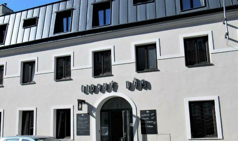 膳宿费 Lidový Dům Opava