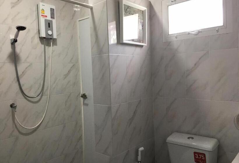 تختخواب و صبحانه Banya Bnb ที่พักบ้านย่าบีแอนด์บี เมืองประจวบฯ