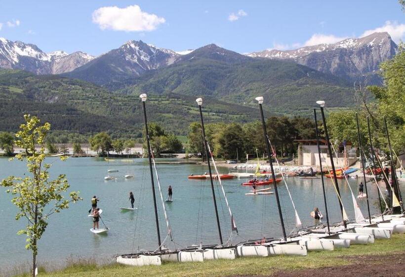 مبيت وإفطار Le Vieux Chalet