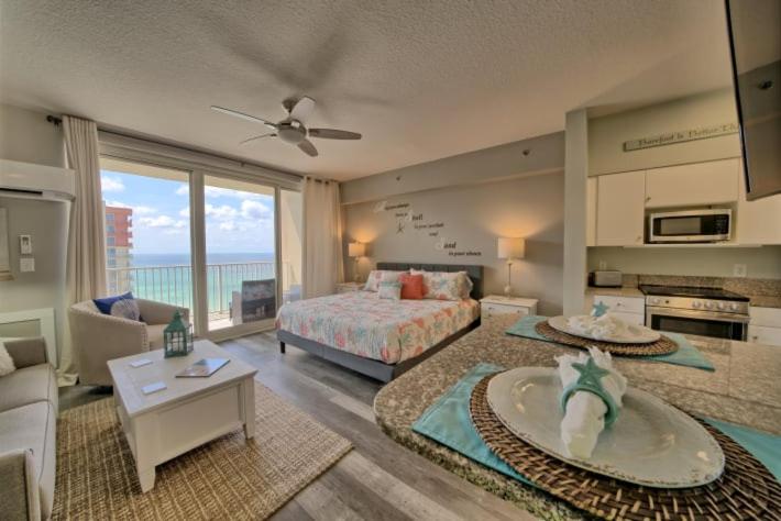 Deluxe Beachfront Studio, Shores Of Panama New And Renovated