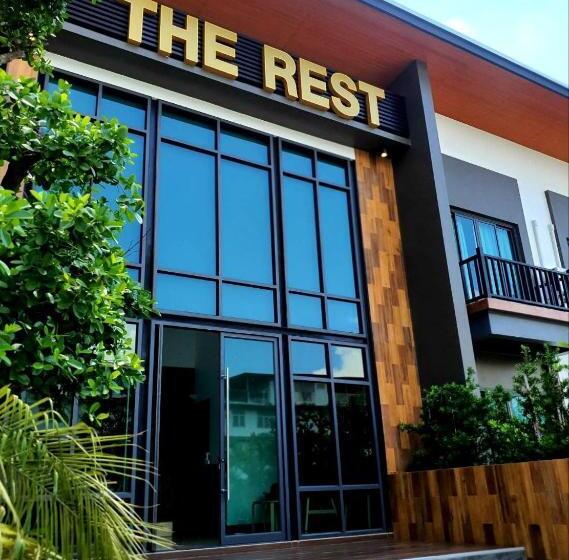 The Rest Hotel   ประจวบ
