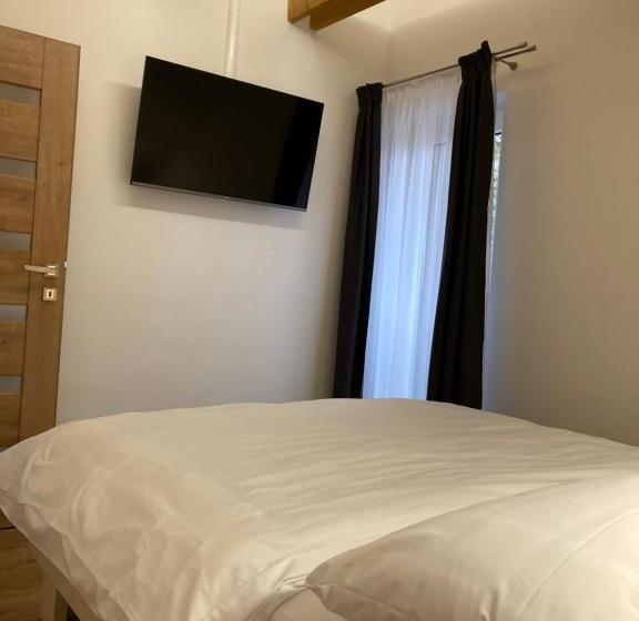 Apartmány Valča