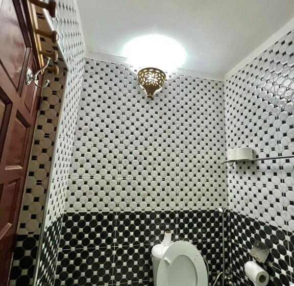 تختخواب و صبحانه Dar Bennis 2