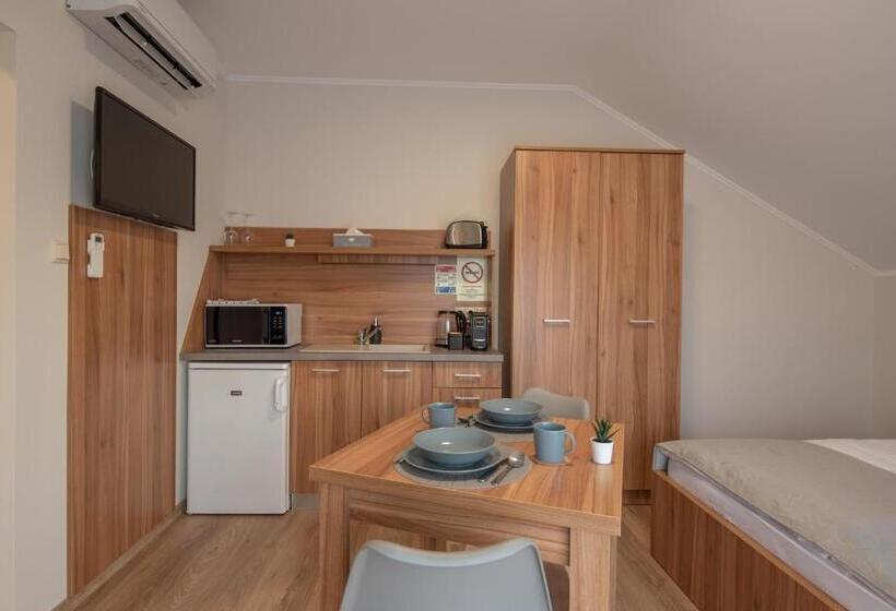 Hídfő Apartman Nyugalom Szigetei