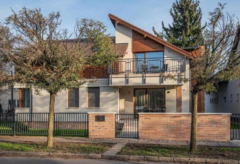 Hídfő Apartman Nyugalom Szigetei