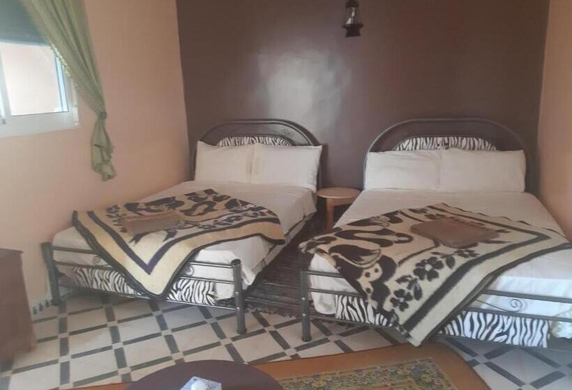 تختخواب و صبحانه Guests House