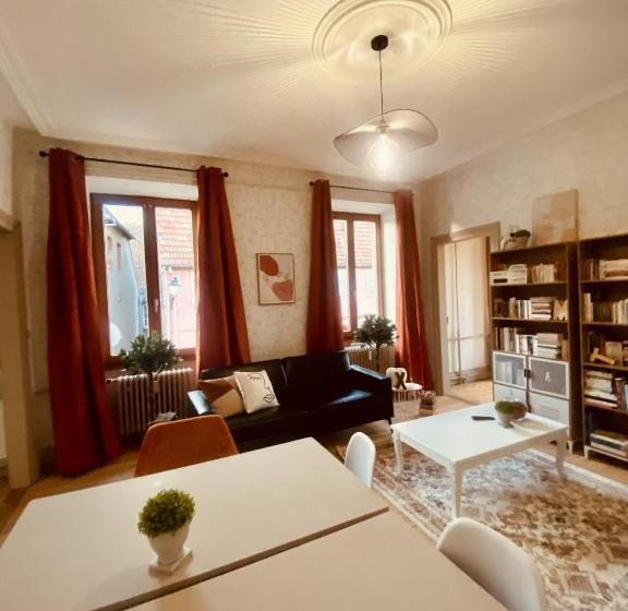 La Mariefacture   Comme Un Livre Ouvert