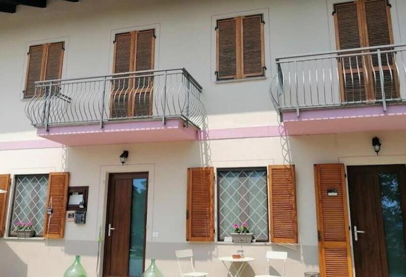La Casa Rosa