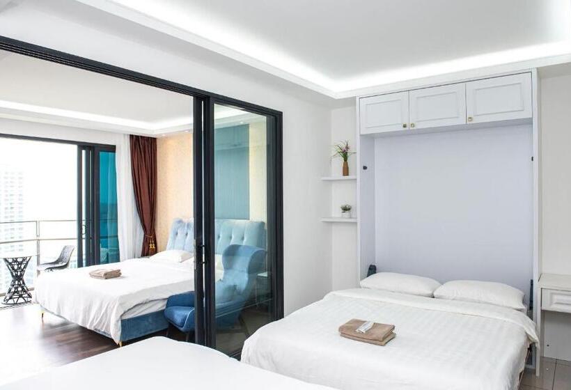 Stay @ Almas Puteri Harbour