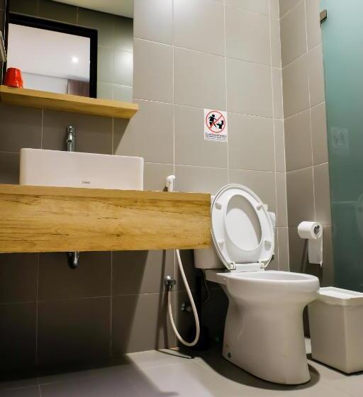 هتل Hm Social Karawaci