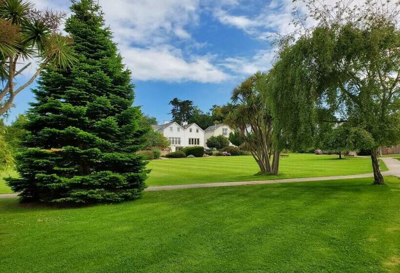 אתר נופש West Bay Cottages Yarmouth Isle Of Wight