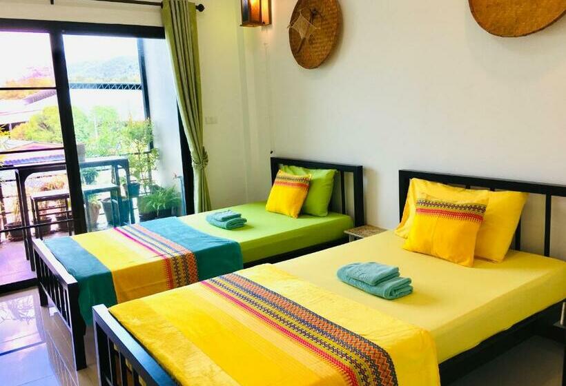 هاستل Mae Sa Riang Home