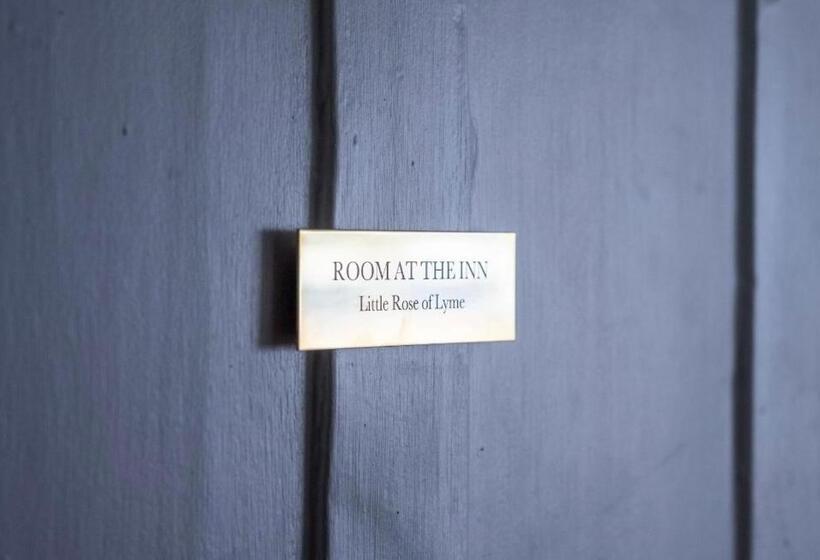 Общежитие Room At The Inn