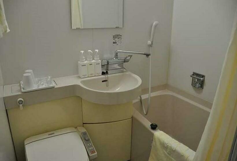 Kadoma Public Hotel/ Vacation Stay 33577