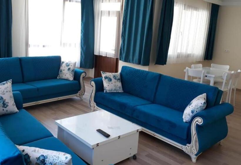 Mavi̇ Köşk Uzungöl