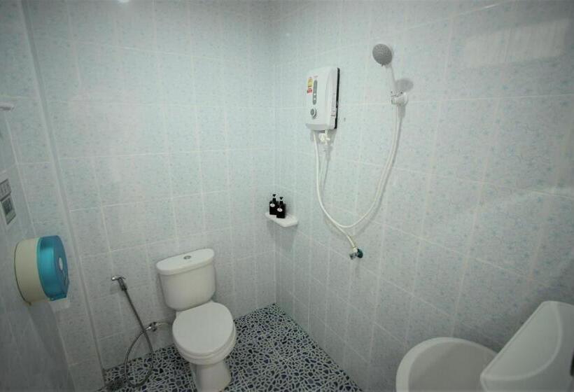 Пансион Sun & Sea Nai Yang Phuket