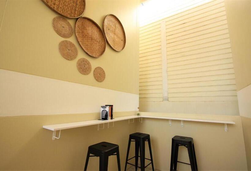 Пансион Sun & Sea Nai Yang Phuket