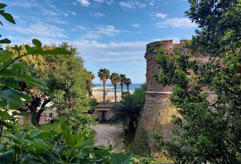 تختخواب و صبحانه Il Borgo Your Luxury Suites Giubileo 2025