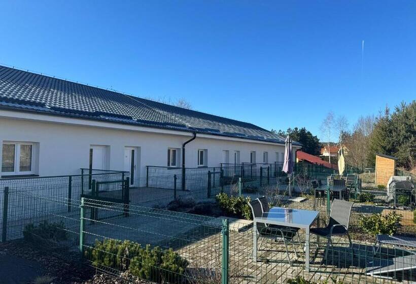 בית מלון כפרי Wellness & Spa Apartments Lipno Frymburk