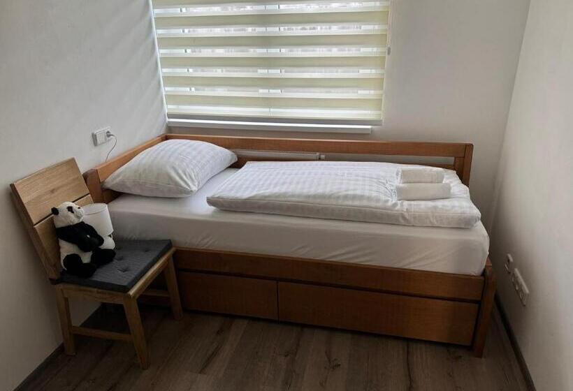 בית מלון כפרי Wellness & Spa Apartments Lipno Frymburk