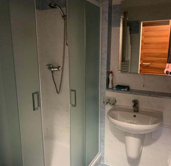 בית מלון כפרי Wellness & Spa Apartments Lipno Frymburk