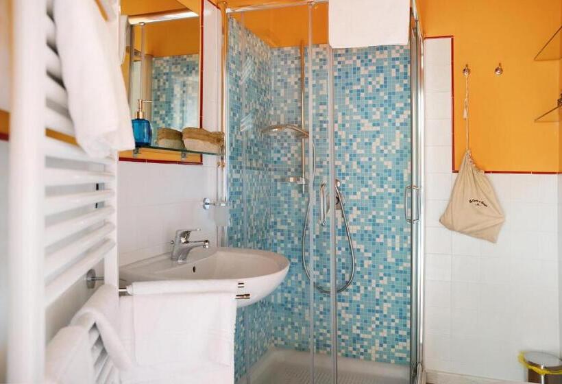 La Corte Di Langa Alloggio Turchese