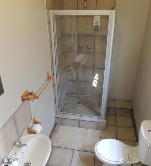 פנסיון The Big Tree Guest House