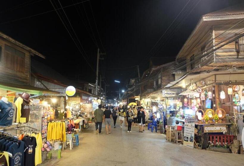 هتل Baan Kokaew Chiang Khan