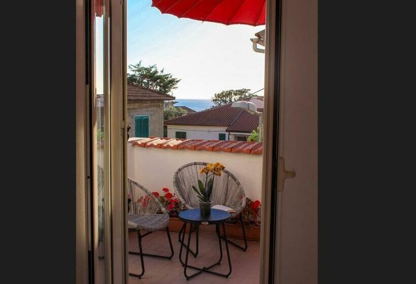 پانسیون Caramico Room