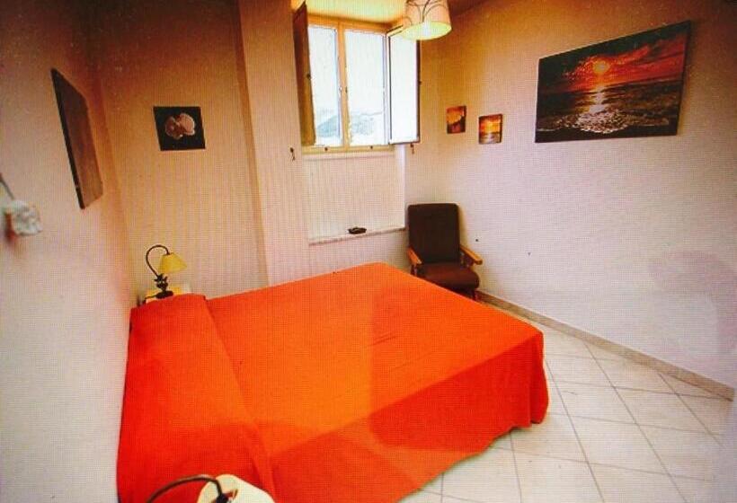 پانسیون Caramico Room