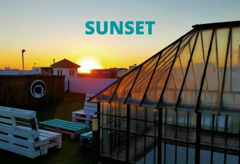 پانسیون Lion Hostel By Kitesurf Tarifa