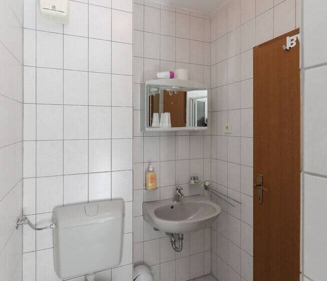 فندق Downtown Private Rooms