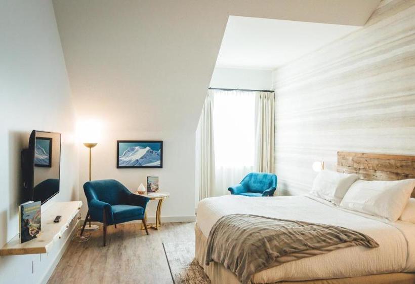 هتل Glacier View Lodge