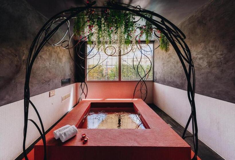 هتل Hôtel Liberata & Spa