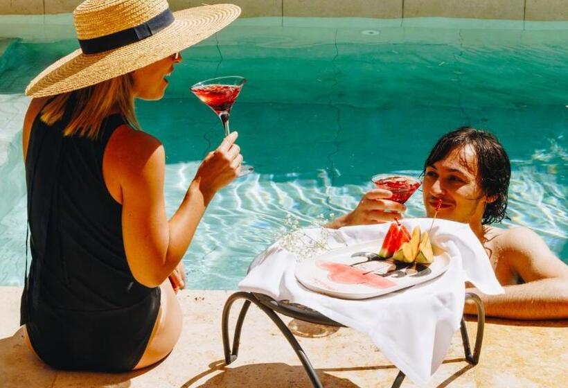 هتل Hôtel Liberata & Spa