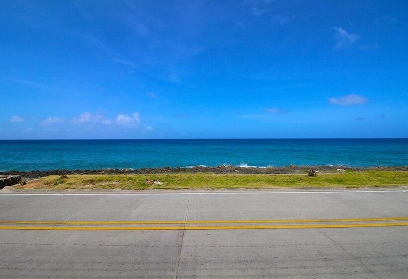 هتل On Vacation Blue Reef