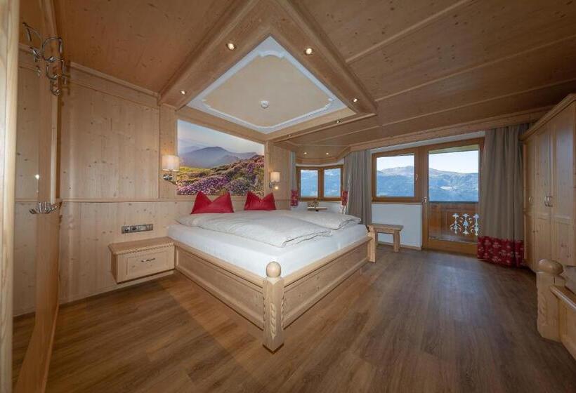 Общежитие Gasthof Tannen   Alm