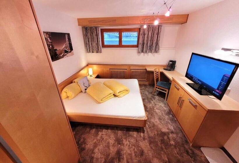 مبيت وإفطار Apart Garni Jägerheim