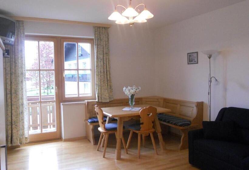 هتل Haus Pürcher