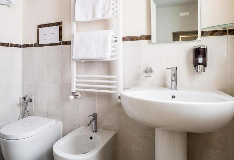 Pension (Hôtel basse catégorie) Casa Angelica