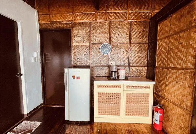 Пансион Villa Milagros Dive Inn Anilao
