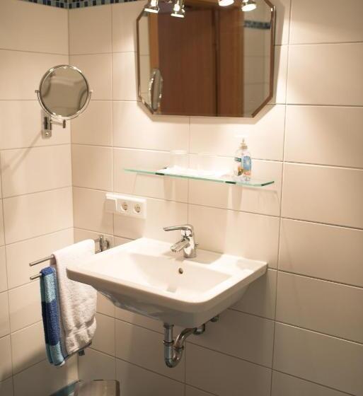 ペンション Weingut Und Gästehaus Wetzler