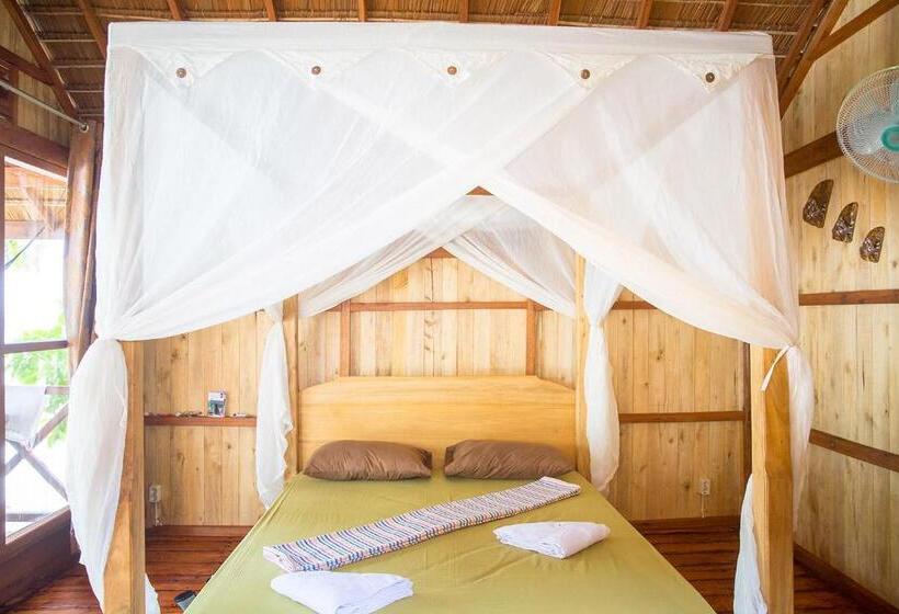 تختخواب و صبحانه Baracoco Bungalows