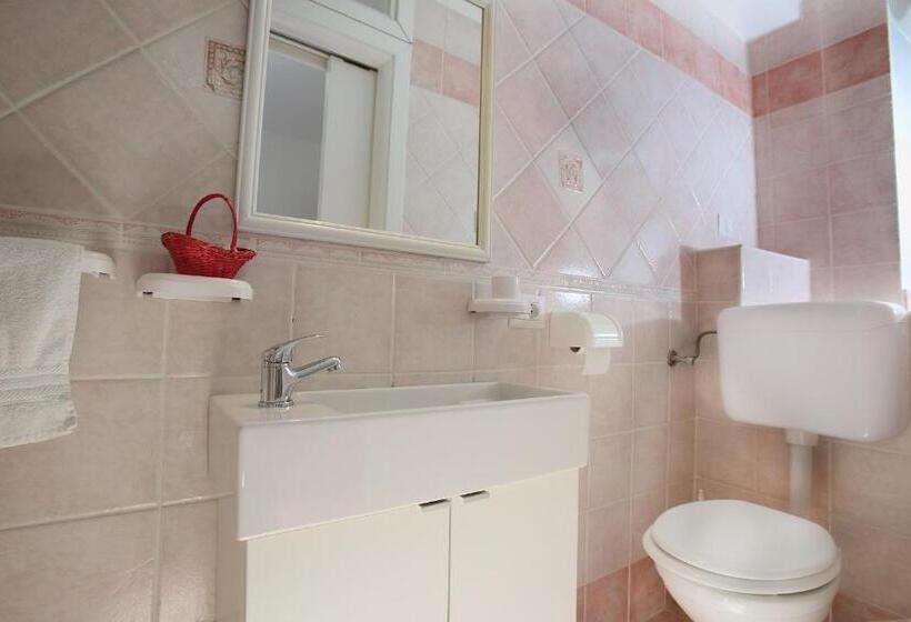 تختخواب و صبحانه Casa Fresta