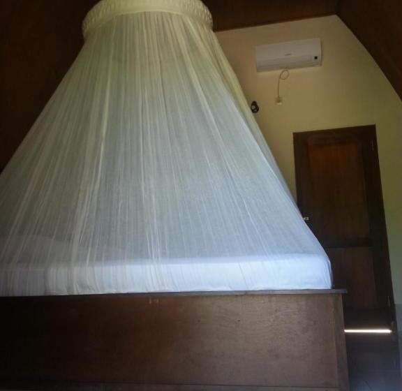 تختخواب و صبحانه Cnunk Bungalow