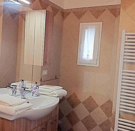 تختخواب و صبحانه Il Casale Dei Principi