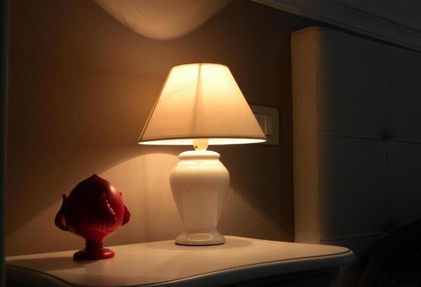 تختخواب و صبحانه Il Casale Dei Principi