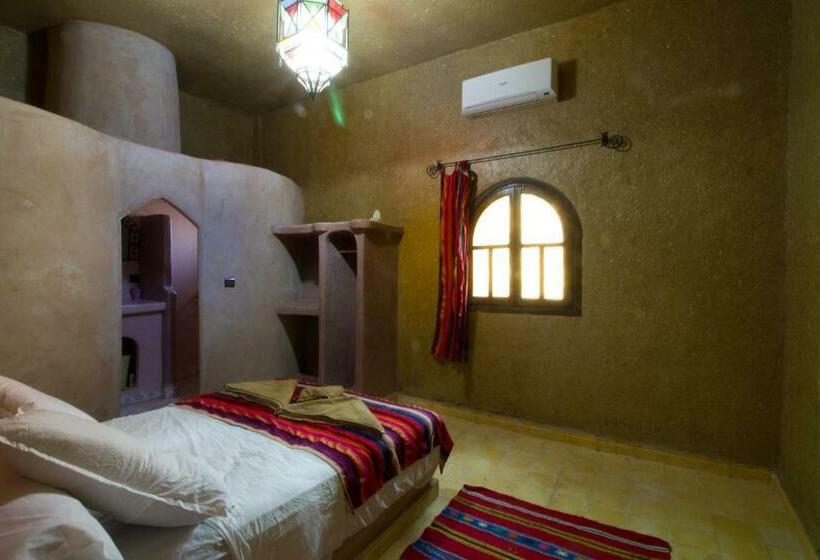 تختخواب و صبحانه Riad Amar