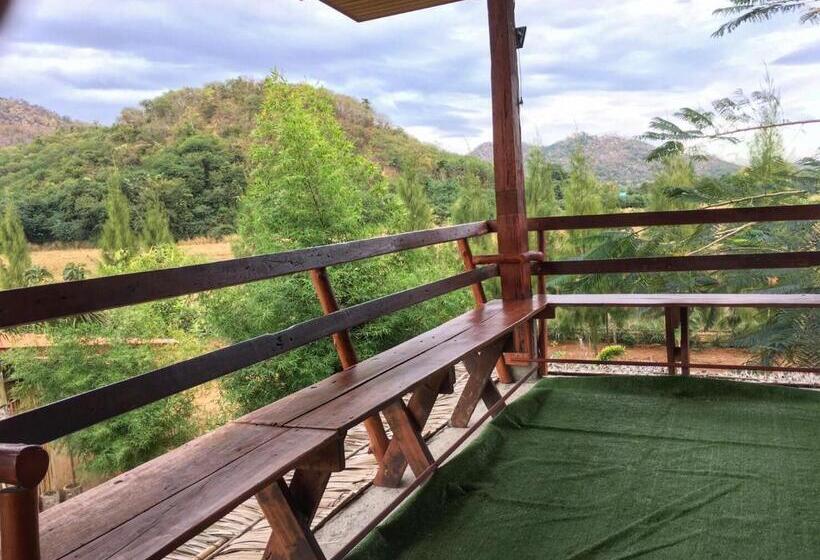 هتل Baan Nork Farmstay บ้านนอก ฟาร์มสเตย์