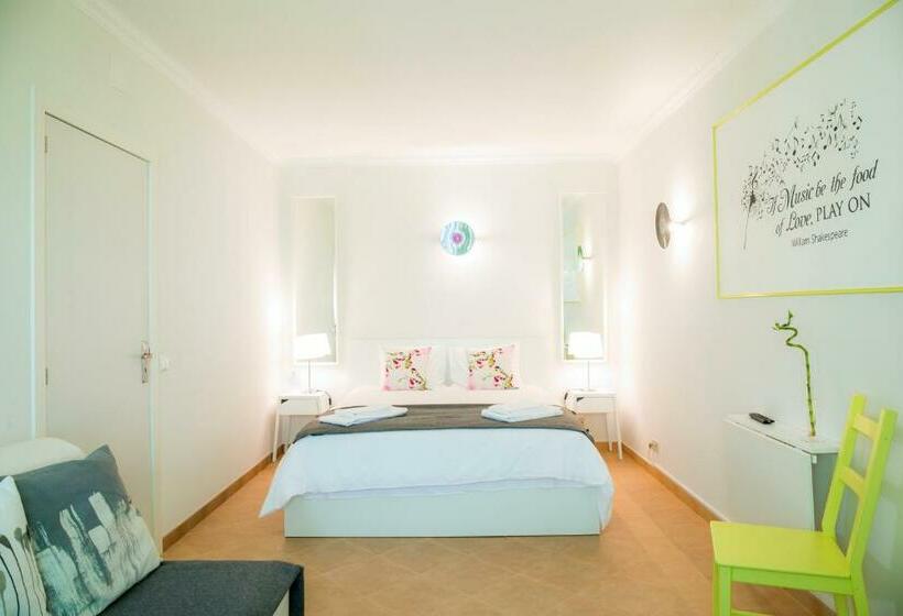 Vinyl Flat Bed & Breakfast Rooms